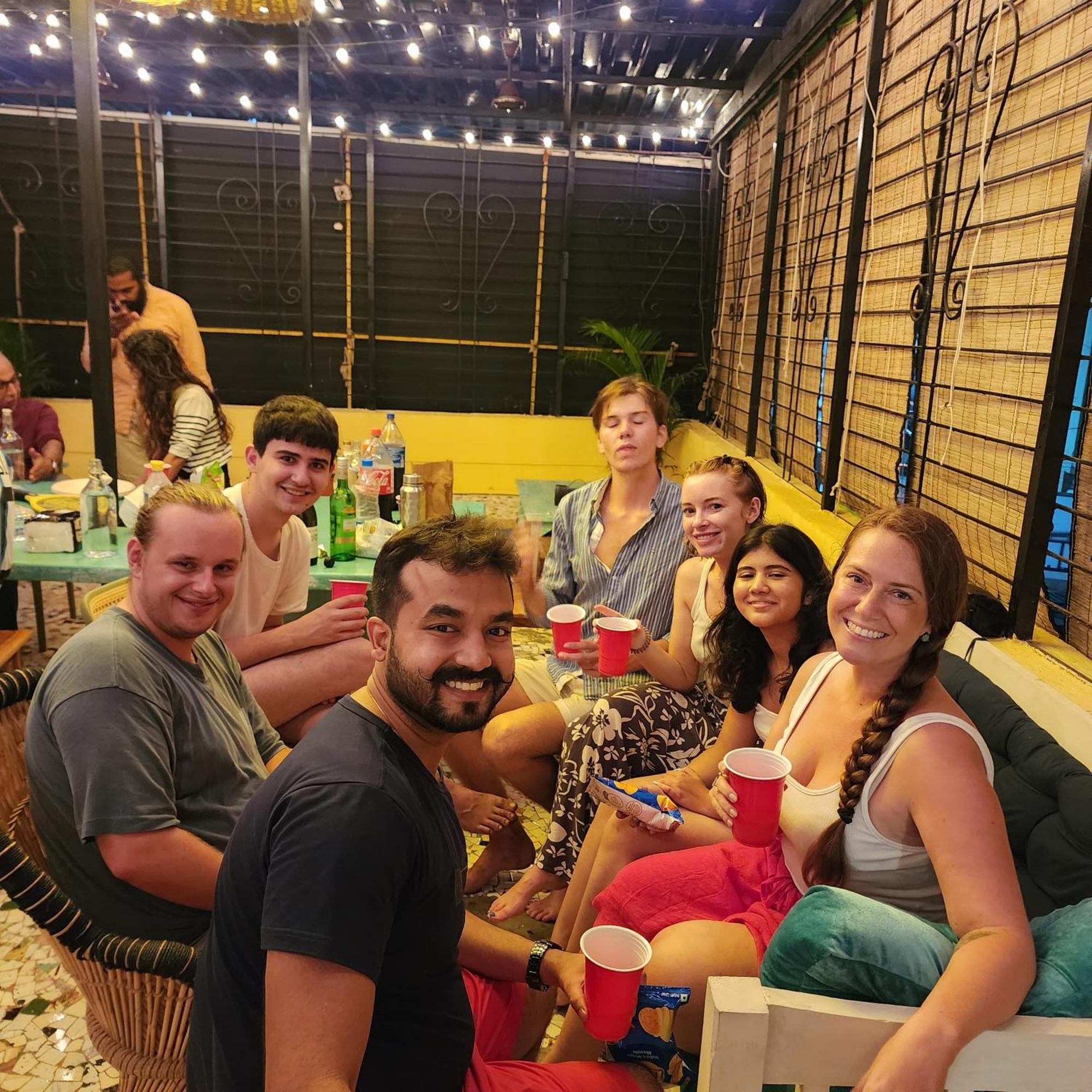Hammock Hostels - Bandra มุมไบ ภายนอก รูปภาพ
