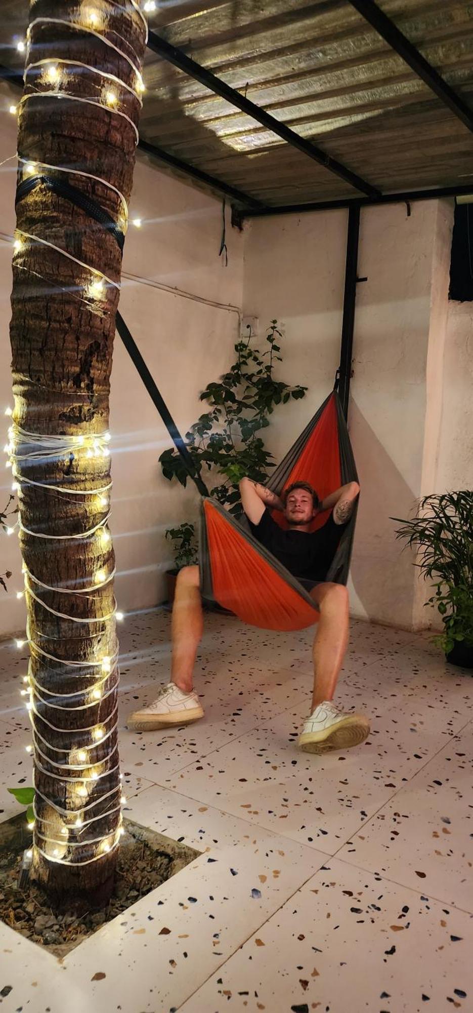 Hammock Hostels - Bandra มุมไบ ภายนอก รูปภาพ
