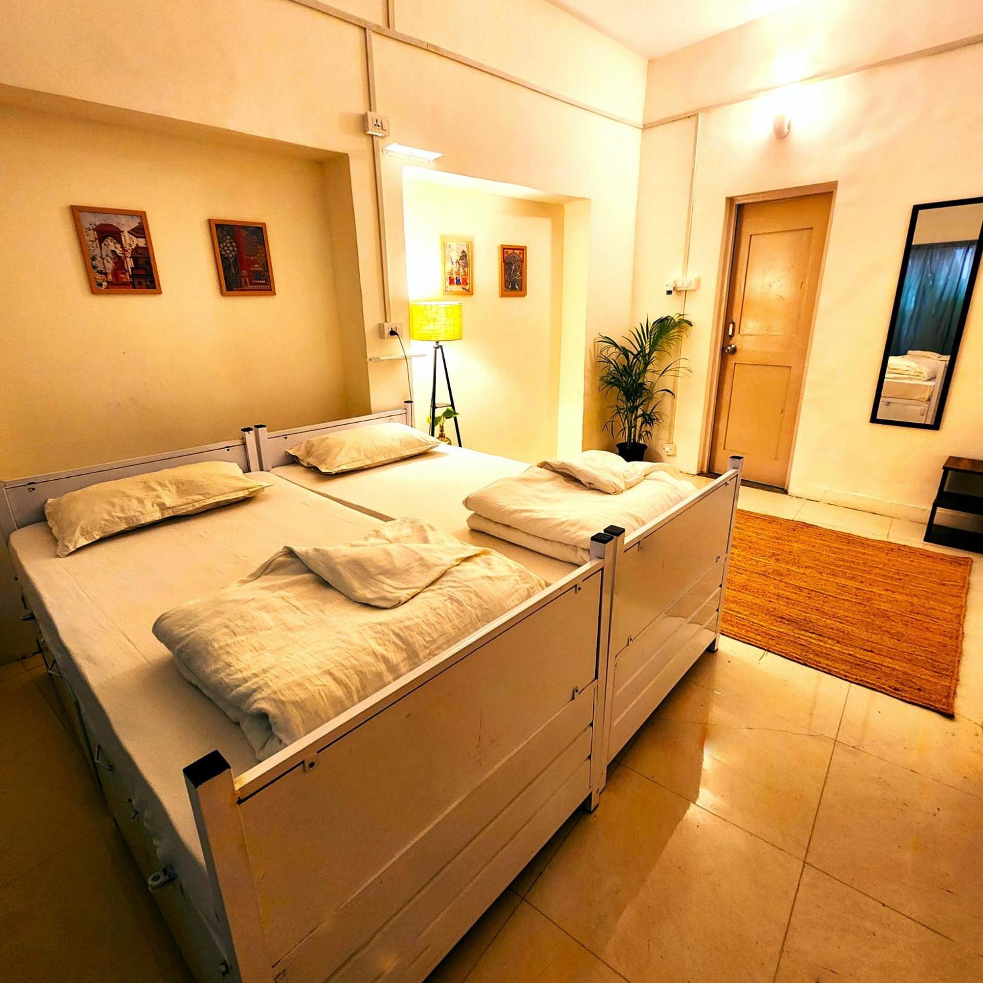 Hammock Hostels - Bandra มุมไบ ภายนอก รูปภาพ