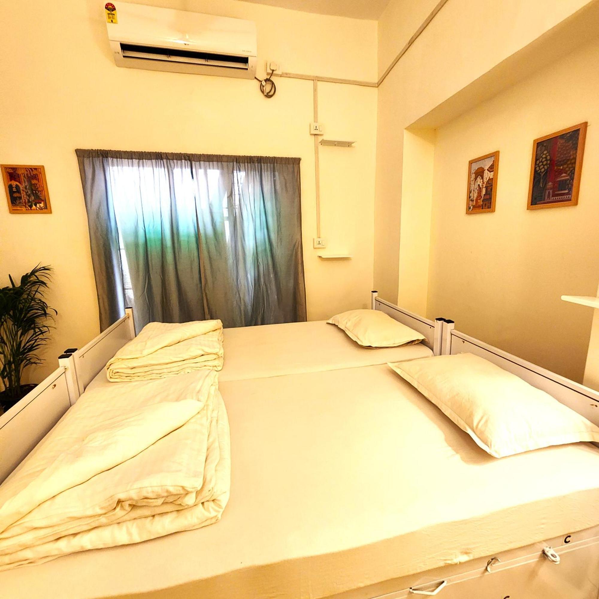 Hammock Hostels - Bandra มุมไบ ภายนอก รูปภาพ