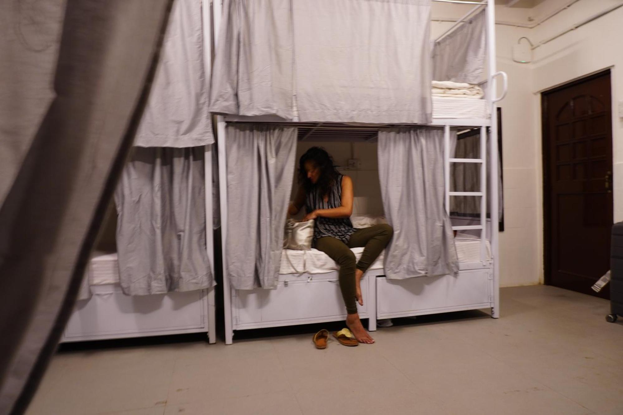 Hammock Hostels - Bandra มุมไบ ภายนอก รูปภาพ