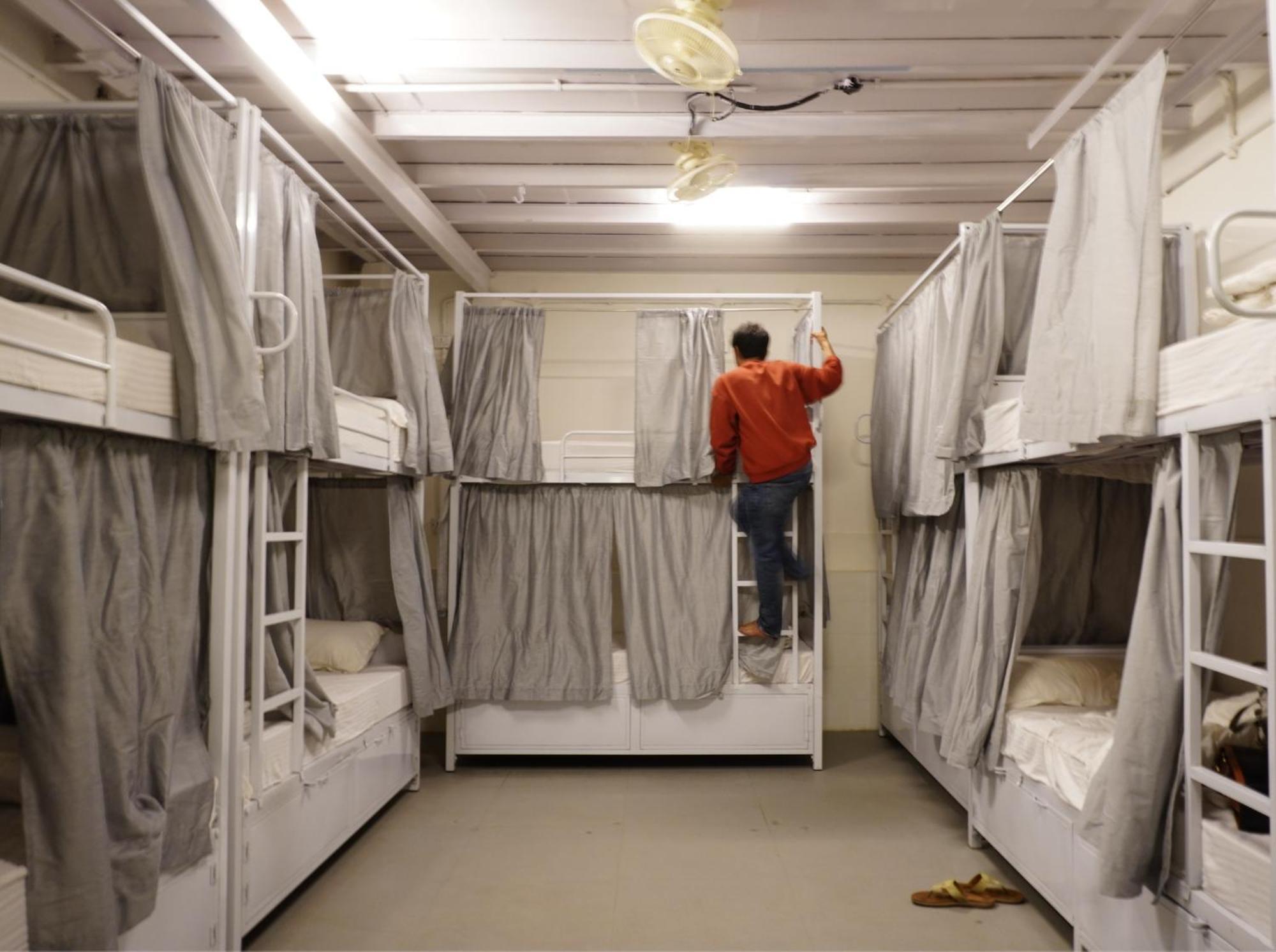 Hammock Hostels - Bandra มุมไบ ภายนอก รูปภาพ