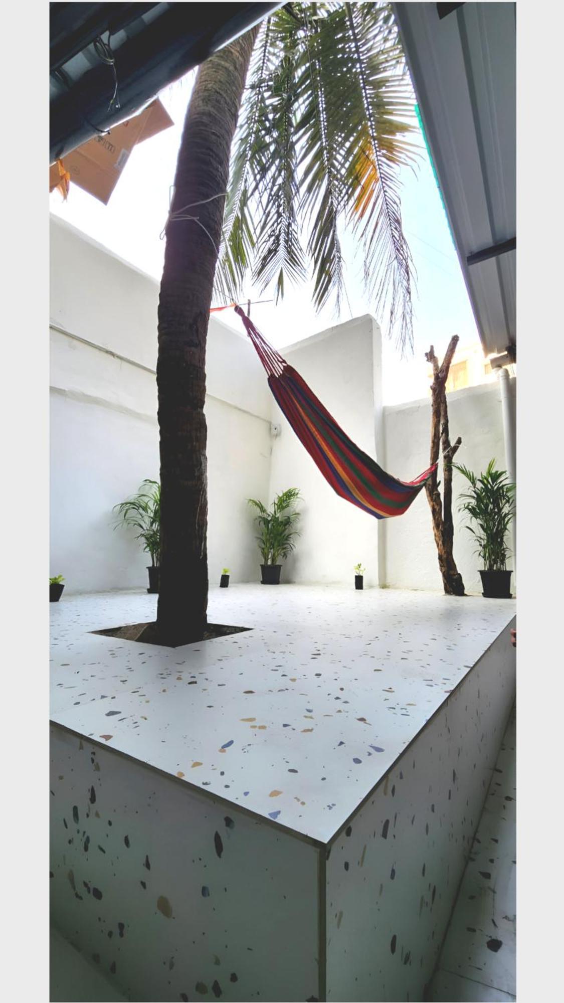 Hammock Hostels - Bandra มุมไบ ภายนอก รูปภาพ
