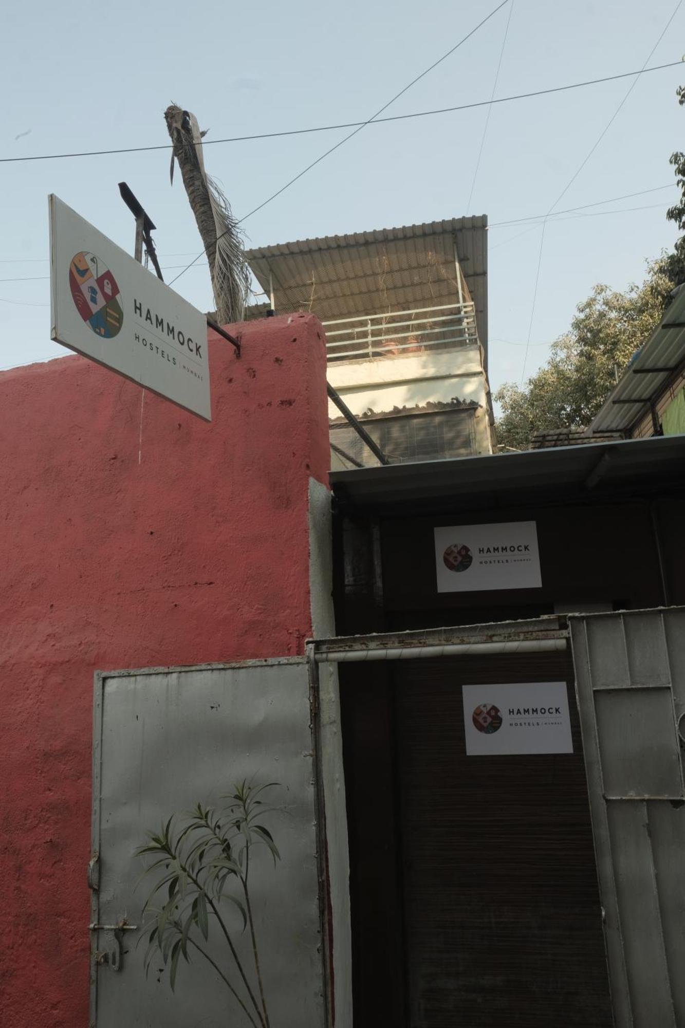 Hammock Hostels - Bandra มุมไบ ภายนอก รูปภาพ